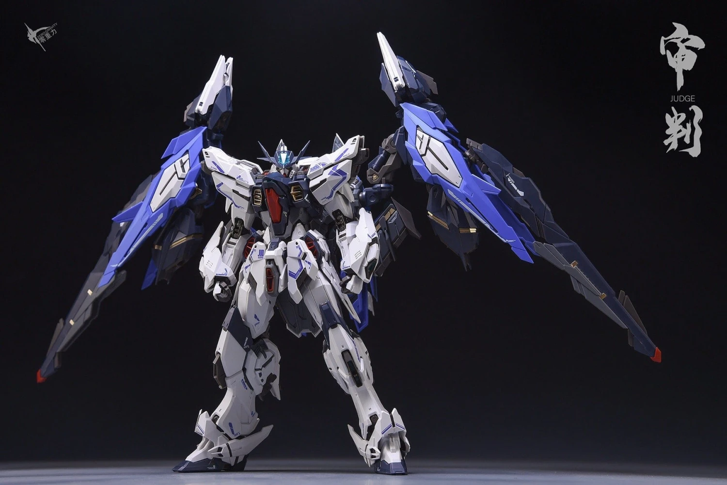 Zero Gravity 1/100 Judge Moonlight Ver. Model Kit - Image 2