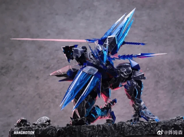 Frosty Cat Clear Limited Ver 1/20 Scale Model Kit - Image 5